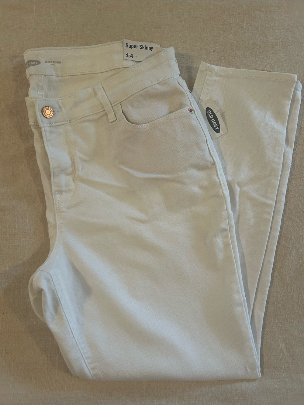 Old Navy White Super Skinny Jeans - Women's
